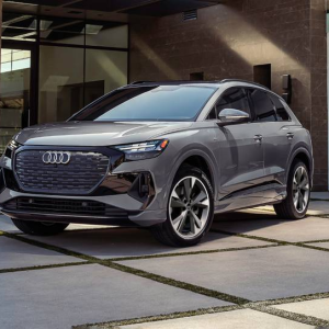 2024 Audi Q4 e-tron SUV
